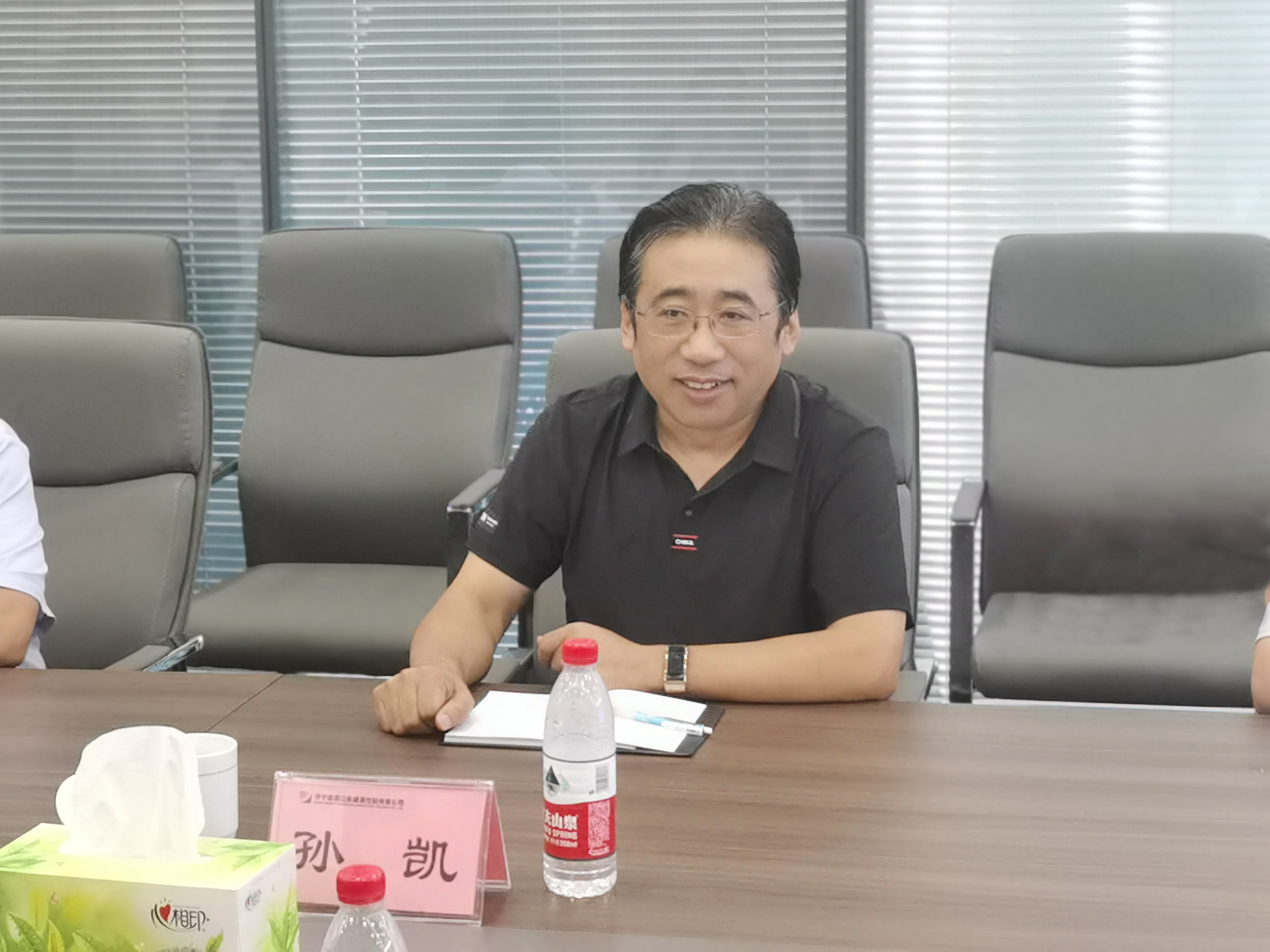 39c48782b282f01cf88bffa01766f56