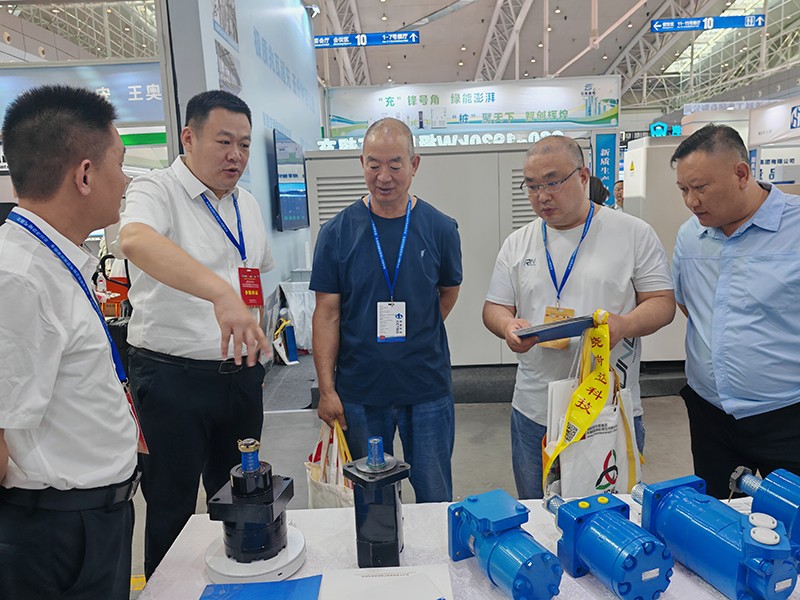 0718賦能礦業未來！盛源工業在2025新疆煤炭工業博覽會上展現技術硬實力（伏科錦  王為剛）