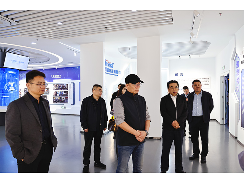 1017協創數據公司招商考察團赴盛源調研共商cdn產業協同發展（赤藝璇）